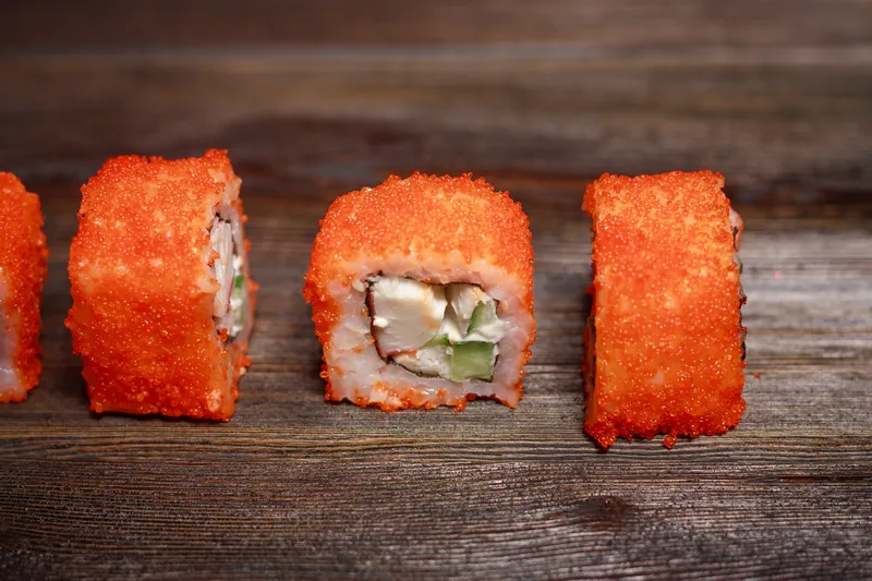 Красные суши, еда, диетическая пища, японская кухня, деликатес