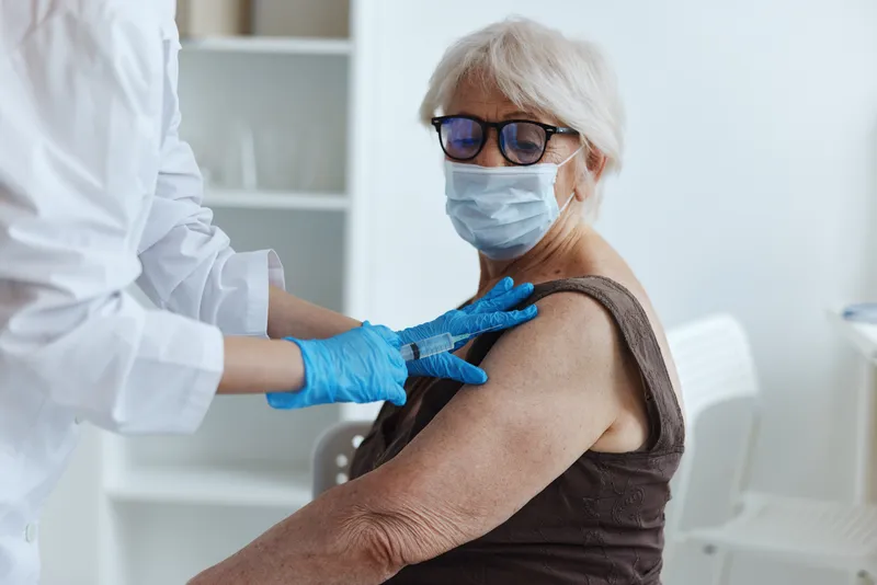 Пациент и врач, иммунизация, безопасность, защита иммунитета