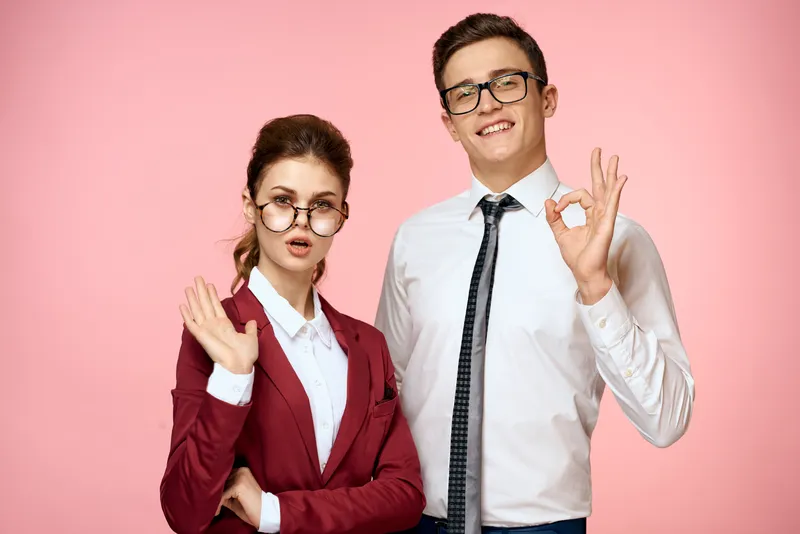 Коллеги по работе, бизнесмен и женщина, офис, менеджмент, команда, официальные лица