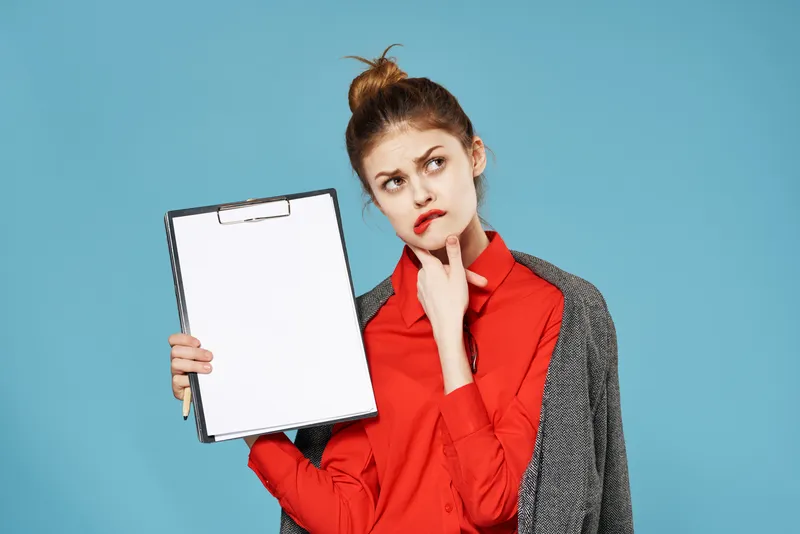Деловая женщина в костюме, образ жизни, студия, финансы
