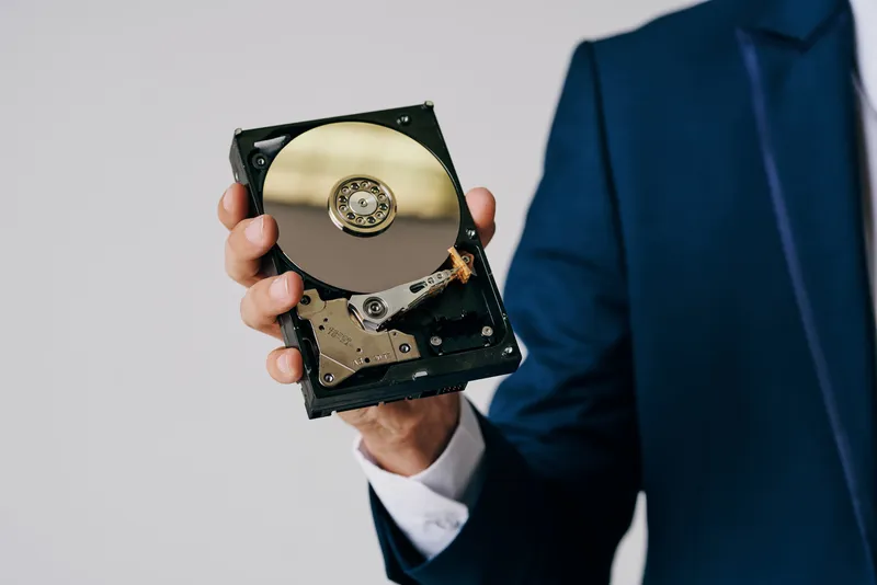 Технология HDD, жёсткий диск в офисе