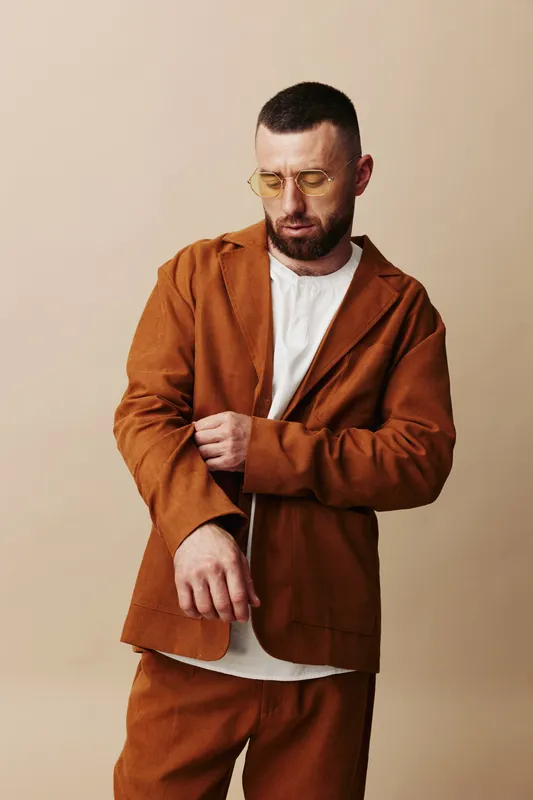 Современный фон