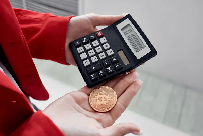 Калькулятор криптовалюты Bitcoin, вычисляющий стоимость интернет-финансов