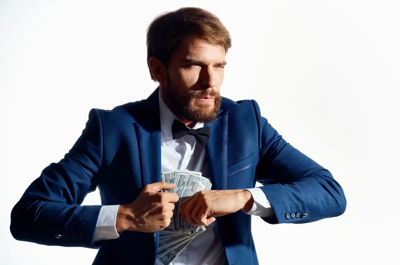 Бизнесмены, доллары, миллионер