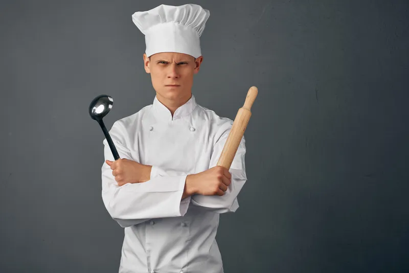 Поварская форма, продукты, приготовление пищи, кулинарный профессионал, ресторан