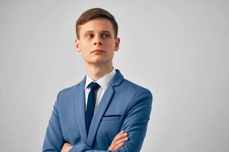 Бизнесмен в костюме, менеджер, профессионал, мода, уверенность в себе