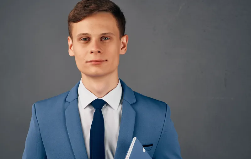 Деловой мужчина в галстуке, общение, официальная работа, финансы