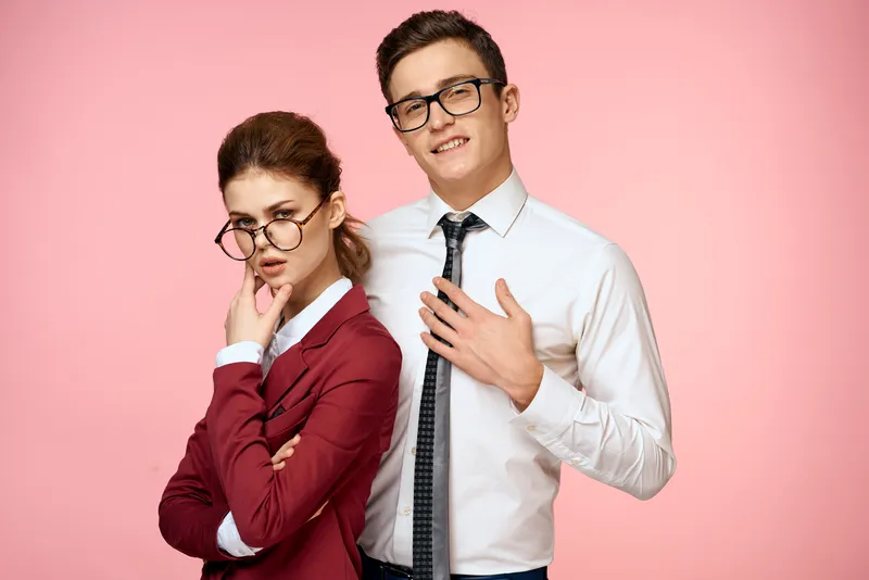 Коллеги по работе, бизнесмен и бизнесвумен, офисный менеджмент, команда, официальные лица