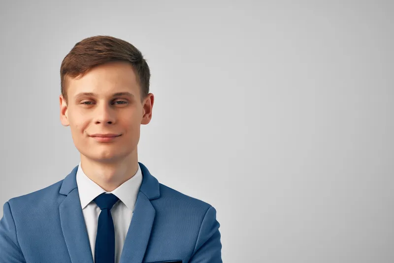 Бизнесмены, руководитель, профессионал на изолированном фоне