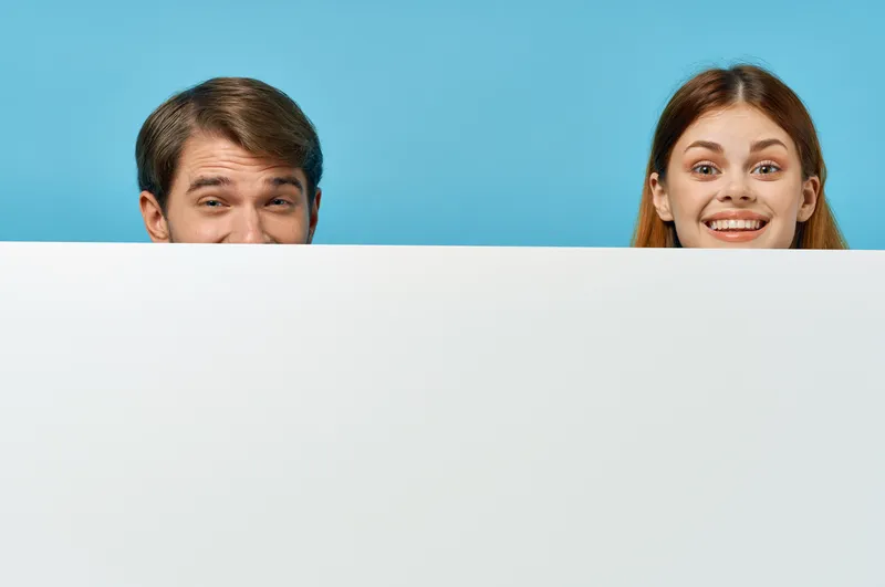 Мужчина и женщина, рекламная презентация, баннер, официальные лица