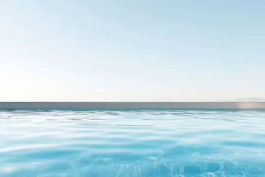 Спокойная гладь бирюзовой воды под ясным небом