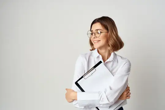 Менеджер в белой рубашке, эмоции, работа, предприниматель