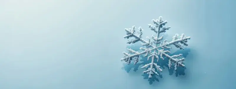 3D-рендер пушистой снежинки на голубом фоне