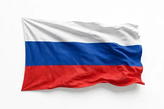 Российский флаг развевается на белом фоне
