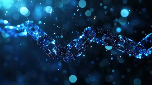 Светящиеся синие звенья цепи на мягком размытом фоне, символизирующие связь и единство в технологиях и обмене данными, идеально подходят для тем, связанных с технологиями
