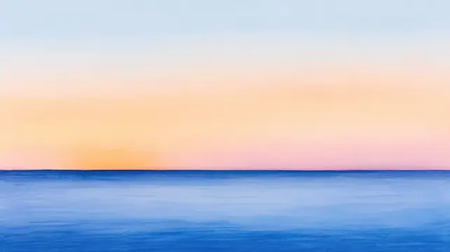 Спокойное море и нежное пастельное небо на рассвете