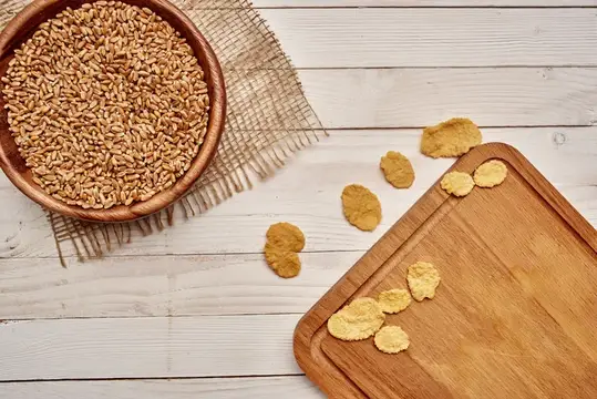 Здоровое питание, органический продукт, еда, деревянный фон