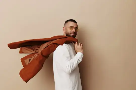 Мужчина, фон, стена, лицо, взрослый, счастливый, молодой, привлекательный, борода, парень, модный, портрет, человек, модель, улыбка, стильный, кавказец, образ жизни, веселый, красивый, мужчина, фон…