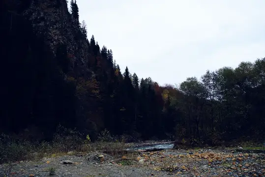 Горный речной пейзаж, осень, путешествие, красота