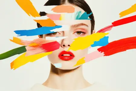 Художественный портрет, подчеркивающий уверенное выражение лица модели с яркими мазками краски