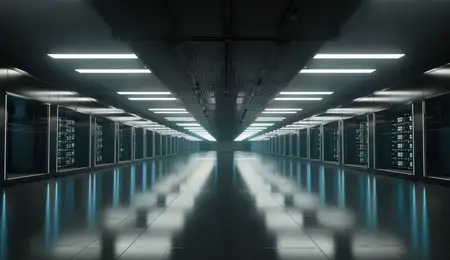 Элегантный и просторный коридор в современном центре обработки данных, обставленный освещенными серверными стойками, отражающий высокотехнологичную атмосферу