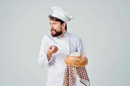 Пекарь в ресторане предоставляет услуги кулинарной индустрии