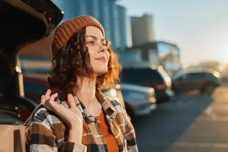 Женский портрет в золотой час