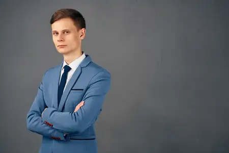 Деловой мужчина в костюме с галстуком, менеджер, офисный профессионал, успех