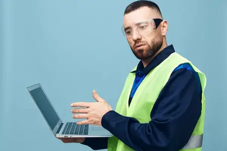 Мужчина, бизнес, ноутбук, человек, офис, компьютер, работа, фон, стол, портрет, технологии, мужчина, блокнот, стол, взрослый, кавказец, бизнесмен, профессиональный, современный, коммуникация…